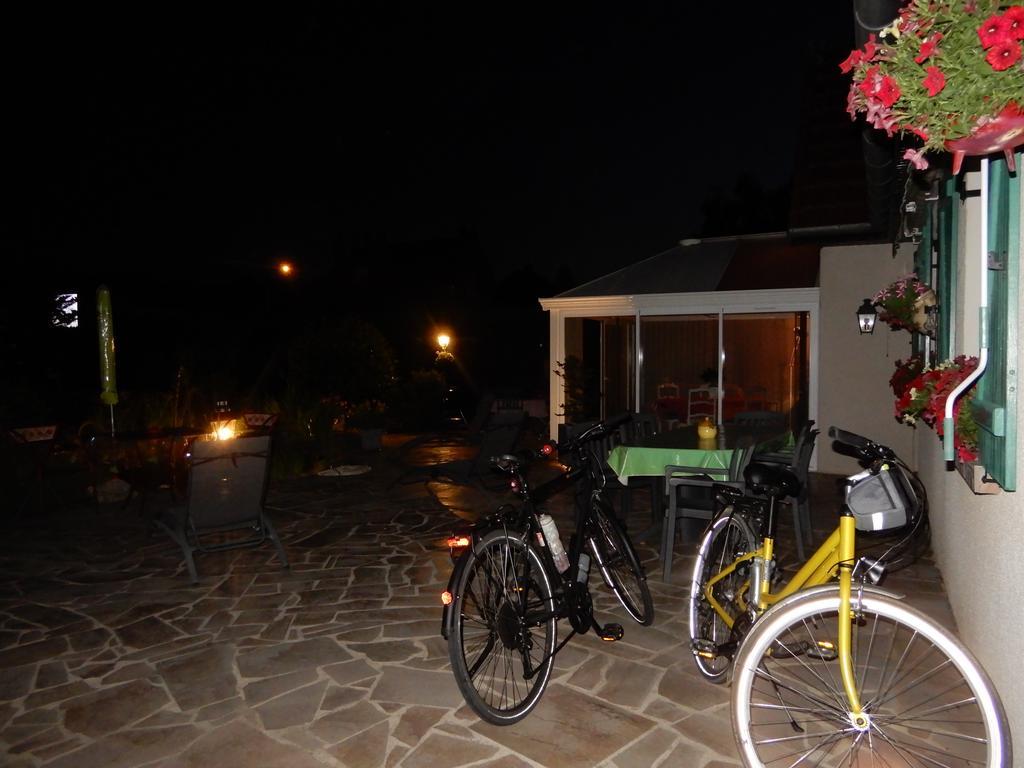Chez Marie Bed & Breakfast Cercy-la-Tour Exterior photo