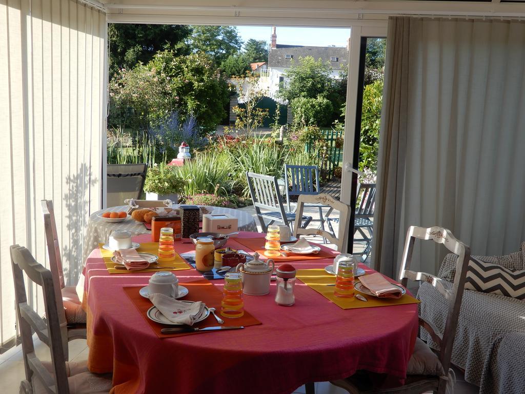 Chez Marie Bed & Breakfast Cercy-la-Tour Exterior photo